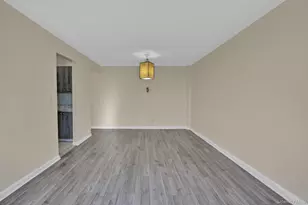 150-10 71st Ave, Flushing, NY 11367 - Photo 9