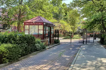 150-10 71st Avenue #6H, Flushing, NY 11367 - Photo 5