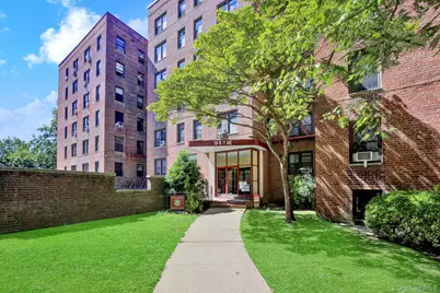150-10 71st Avenue #6H, Flushing, NY 11367 - Photo 1