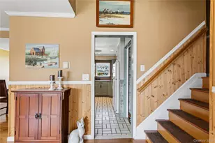 582 Benton Rd, East Meadow, NY 11554 - Photo 5