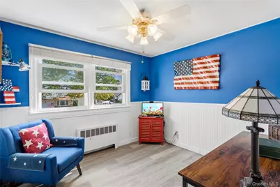 582 Benton Road, East Meadow, NY 11554 - Photo 17