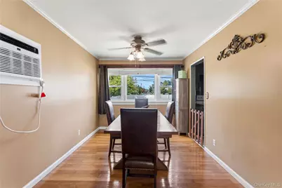 582 Benton Road, East Meadow, NY 11554 - Photo 11
