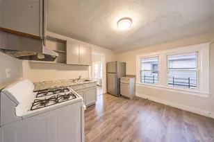 324 Underhill Ave, Bronx, NY 10473 - Photo 11