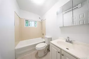 324 Underhill Ave, Bronx, NY 10473 - Photo 15