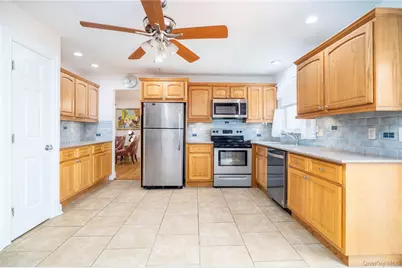163 Mott Street, Oceanside, NY 11572 - Photo 13