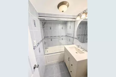 159 Sportsmans Avenue, Freeport, NY 11520 - Photo 11