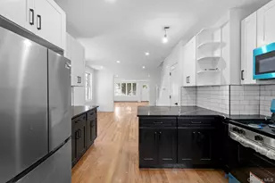 107-43 128th St, Richmond Hill, NY 11419 - Photo 5