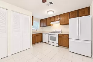 145 Cambridge Dr, Port Jefferson, NY 11776 - Photo 5