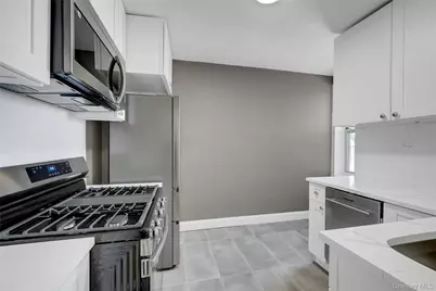 5650 Netherland Avenue #3C, Bronx, NY 10471 - Photo 7