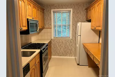 71 Avon Circle #D, Rye Brook, NY 10573 - Photo 5
