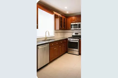 18 Yale Place, Lynbrook, NY 11563 - Photo 19