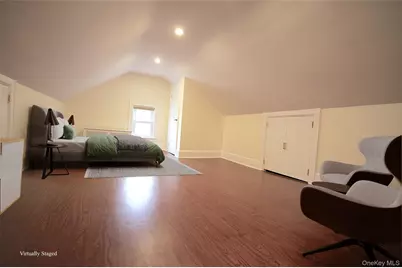 257-14 Pembroke Avenue, Great Neck, NY 11020 - Photo 13