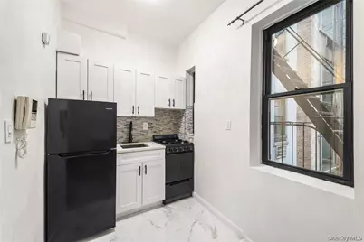 152 E 35th Street #5H, New York, NY 10016 - Photo 9