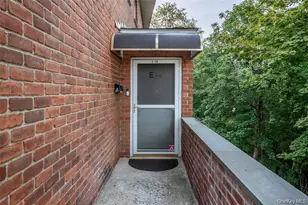 673 Pelham Rd, New Rochelle, NY 10805 - Photo 5