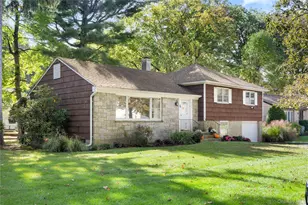 226 Rosehill Ave, New Rochelle, NY 10804 - Photo 3