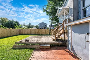 16 Elwin Pl, Copiague, NY 11726 - Photo 15