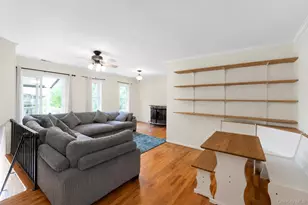 194 Artist Lake Dr, Middle Island, NY 11953 - Photo 9