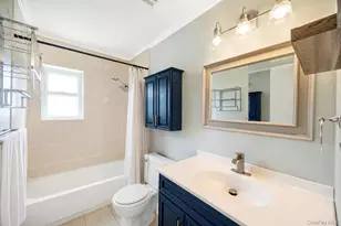 194 Artist Lake Dr, Middle Island, NY 11953 - Photo 21