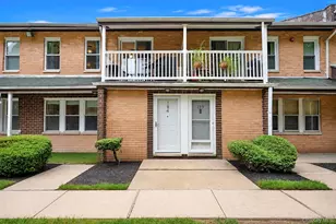 194 Artist Lake Dr, Middle Island, NY 11953 - Photo 3