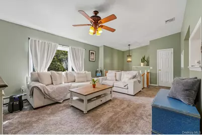 47 Stringham Road, Poughkeepsie, NY 12603 - Photo 9