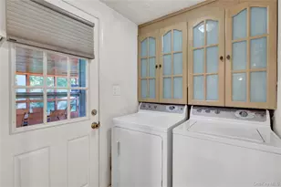 14 Milhouse Ln, Lake Grove, NY 11755 - Photo 19
