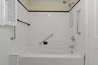 107 E Cedar Street, Poughkeepsie, NY 12601 - Photo 37