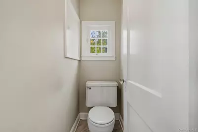 107 E Cedar Street, Poughkeepsie, NY 12601 - Photo 25