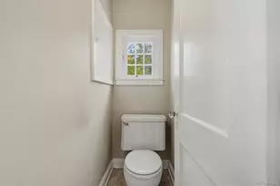 107 E Cedar St, Poughkeepsie, NY 12601 - Photo 25