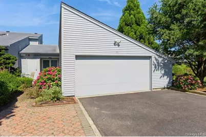 34 Harbour Drive, Blue Point, NY 11715 - Photo 3