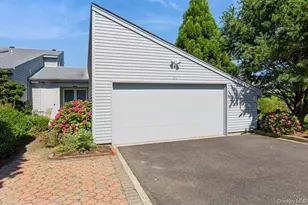 34 Harbour Dr, Blue Point, NY 11715 - Photo 3