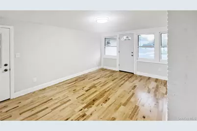 6 Harold Avenue, Hempstead, NY 11550 - Photo 19