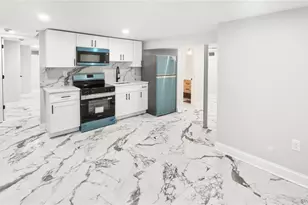 6 Harold Ave, Hempstead, NY 11550 - Photo 35