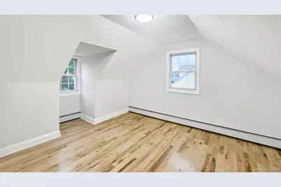 6 Harold Avenue, Hempstead, NY 11550 - Photo 31
