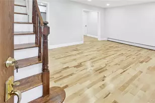 6 Harold Ave, Hempstead, NY 11550 - Photo 7