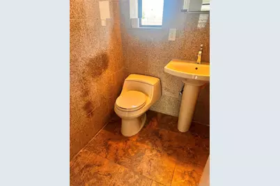 215-09 47th Ave #2C, Bayside, NY 11361 - Photo 11