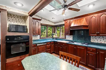 650 Grove Drive, Southold, NY 11971 - Photo 9