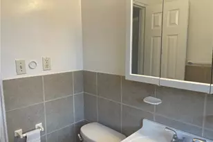 1010 Rottkampt St, Valley Stream, NY 11580 - Photo 7