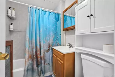 10106 116th Street, Richmond Hill, NY 11419 - Photo 17