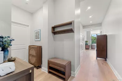 1 Scarsdale Road #403, Tuckahoe, NY 10707 - Photo 3