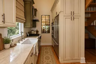 100 Edgewood Ave, Smithtown, NY 11787 - Photo 45