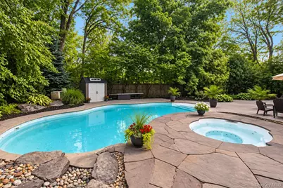 100 Edgewood Avenue, Smithtown, NY 11787 - Photo 7