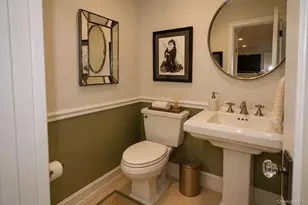 100 Edgewood Ave, Smithtown, NY 11787 - Photo 47