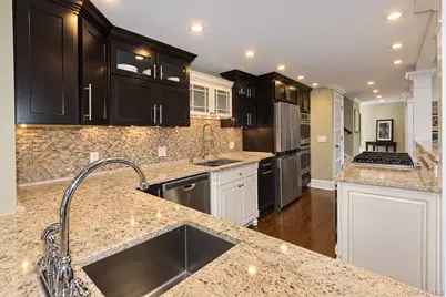 100 Edgewood Avenue, Smithtown, NY 11787 - Photo 23