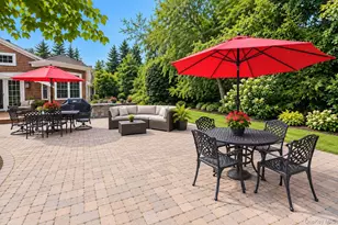 100 Edgewood Ave, Smithtown, NY 11787 - Photo 9