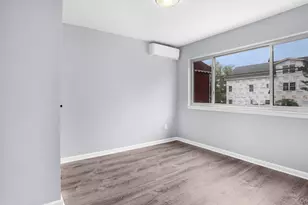 806 E 227th St, Bronx, NY 10466 - Photo 15