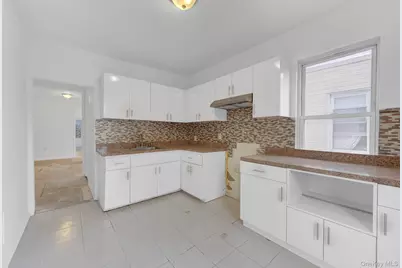 115-15 95th Avenue, Richmond Hill, NY 11419 - Photo 19