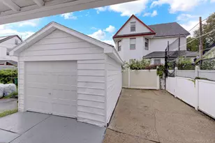 115-15 95th Ave, Richmond Hill, NY 11419 - Photo 33