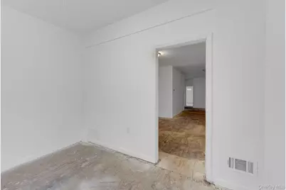 115-15 95th Avenue, Richmond Hill, NY 11419 - Photo 5
