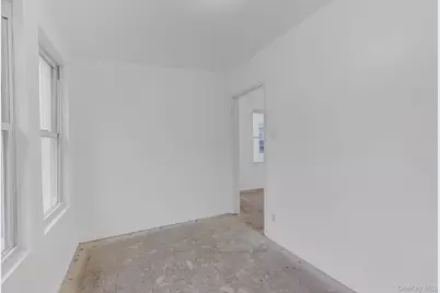 115-15 95th Avenue, Richmond Hill, NY 11419 - Photo 17