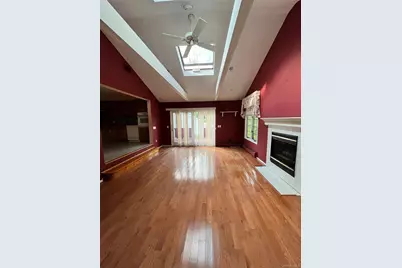 64 Todd Court, Huntington Station, NY 11746 - Photo 9